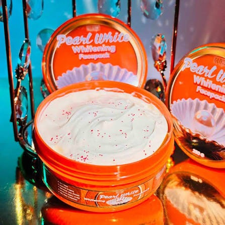 WhatsApp Image 2026-07-25 at 12.09.12 GLOW INDUSTRY PEARL WHITENING FACEPACK 250 gm - Image 1